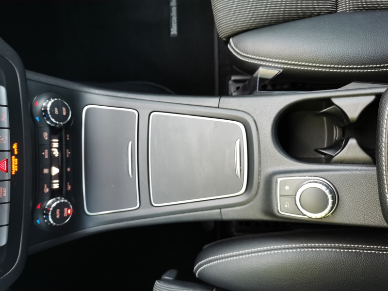 Image Mercedes-Benz CLASSE B 180 d Urban 110 ch BVA Gps Bluetooth Caméra Clim Bi-zone Feux auto 