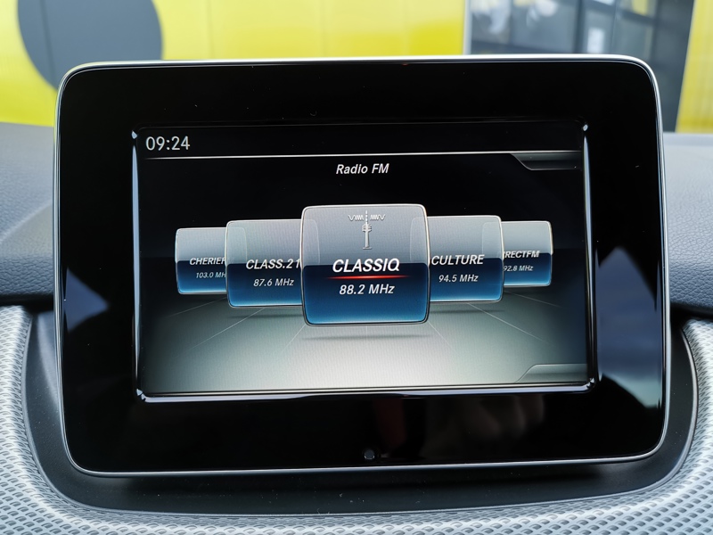 Image Mercedes-Benz CLASSE B 180 d Urban 110 ch BVA Gps Bluetooth Caméra Clim Bi-zone Feux auto 