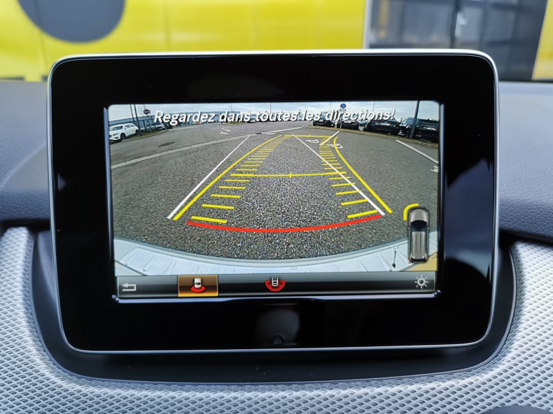 Image Mercedes-Benz CLASSE B 180 d Urban 110 ch BVA Gps Bluetooth Caméra Clim Bi-zone Feux auto 