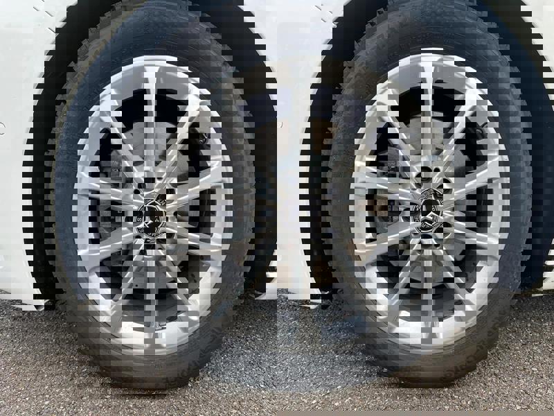 Image Mercedes-Benz CLASSE B 200 163 CH 7GDCT PROGRESSIVE LINE GPS   LEDS   REGULATEUR ET LIMITEUR CAMERA DE RECUL HISTORIQUE SAV MB