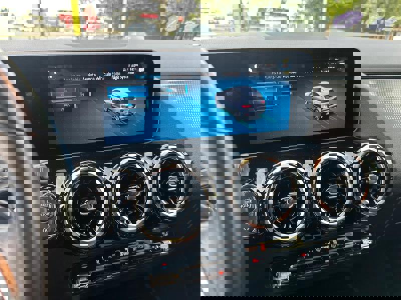 Image Mercedes-Benz CLASSE B 200 163 CH 7GDCT PROGRESSIVE LINE GPS   LEDS   REGULATEUR ET LIMITEUR CAMERA DE RECUL HISTORIQUE SAV MB