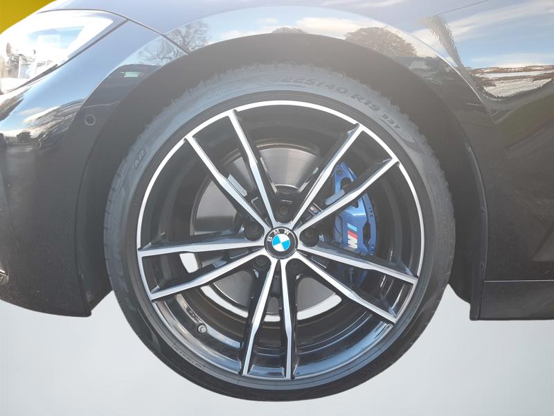 Image BMW SÉRIE 3 BERLINE 330 i xDrive M Sport BVA8 ATTELAGE HISTORIQUE BMW