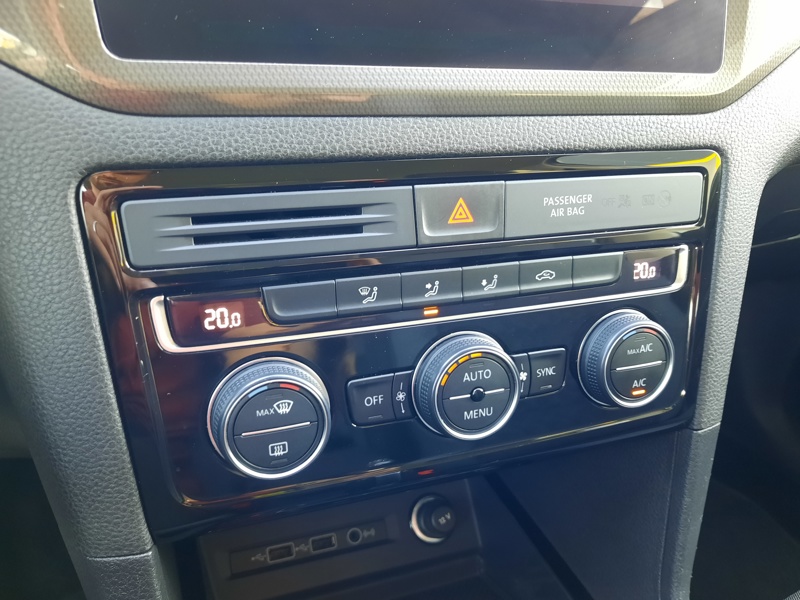 Image Volkswagen GOLF SPORTSVAN VII 1.0 TSI Confortline Business CAMERA DE RECUL - CARPLAY - GARANTIE 1 AN   CT VIERGE