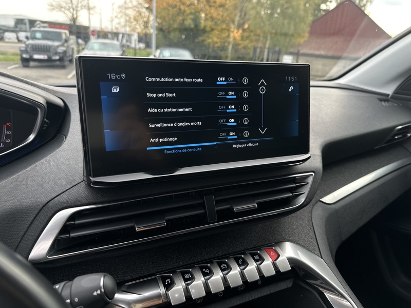 Image Peugeot 5008 ALLURE PACK 1.5 131 CH BM6 Camera de recul - Carplay - Android Auto Garantie 1 an 