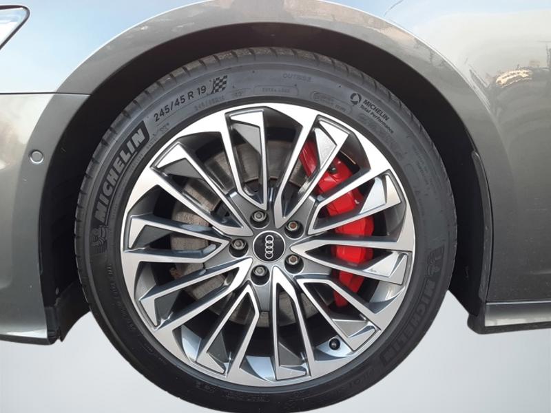 Image Audi A6 AVANT 55 TFSI e 2.0 367 ch quattro S-line S-tronic7 ATTELAGE HISTORIQUE AUDI