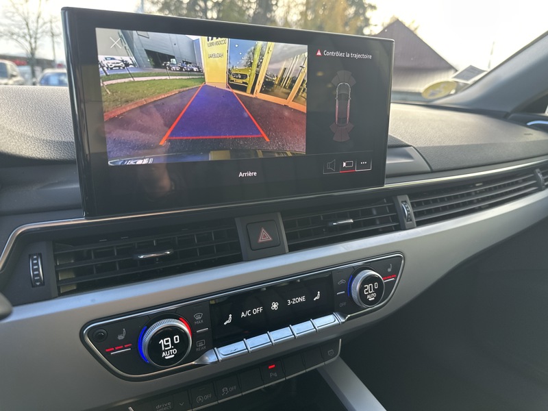 Image Audi 㕁匠佐呒䅂䭃㐠‰䑔⁉〲‴䡃匠吭 CAMERA DE RECUL   SIEGES CHAUFFANTS ENTIEREMENT SUIVI AUDI   CHARGEUR A INDUCTION 2.0 204 ch S-troni