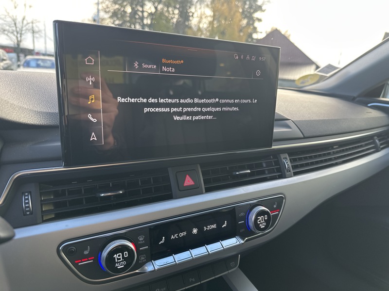 Image Audi 㕁匠佐呒䅂䭃㐠‰䑔⁉〲‴䡃匠吭 CAMERA DE RECUL   SIEGES CHAUFFANTS ENTIEREMENT SUIVI AUDI   CHARGEUR A INDUCTION 2.0 204 ch S-troni