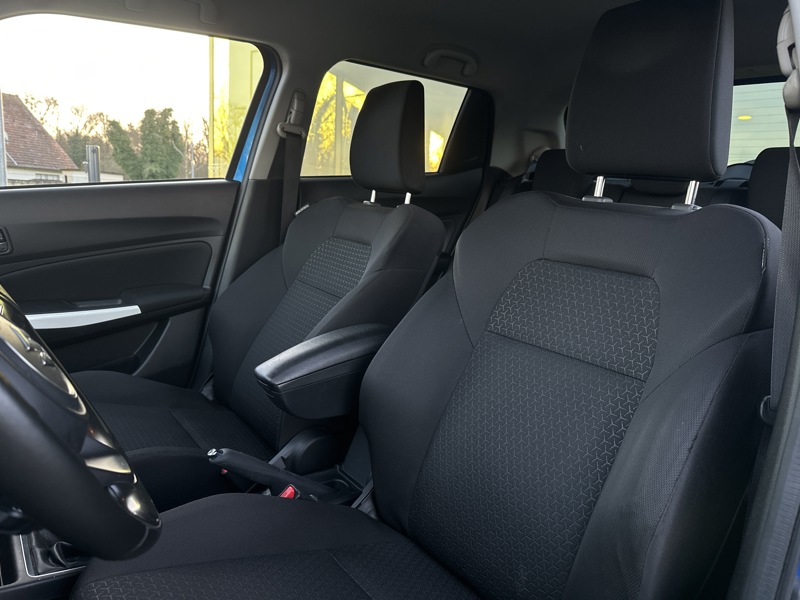 Image Suzuki SWIFT Privilege 1.0 111 ch - Camera de recul - sièges AV chauffant android auto 