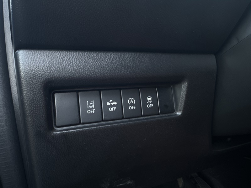 Image Suzuki SWIFT Privilege 1.0 111 ch - Camera de recul - sièges AV chauffant android auto 