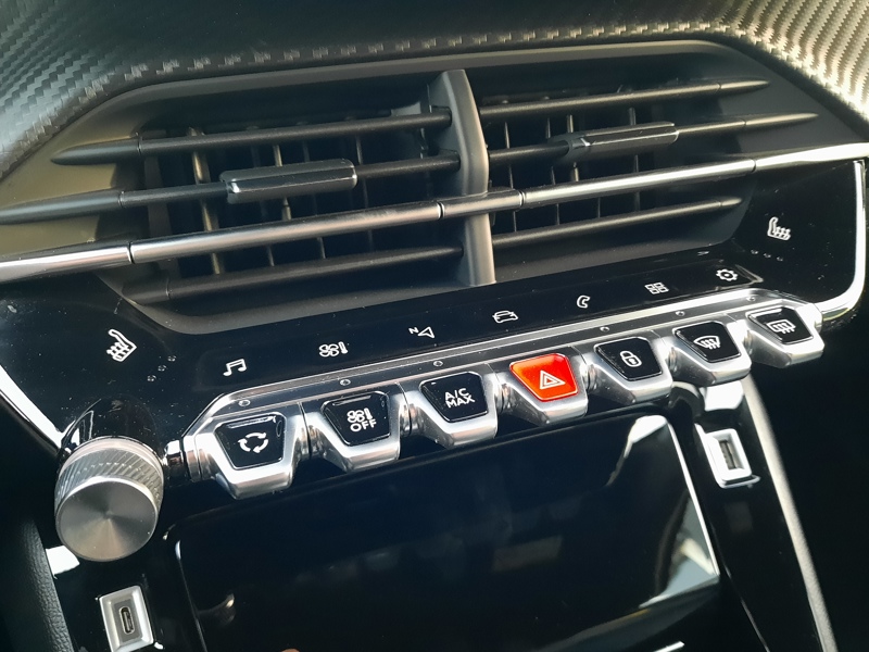 Image Peugeot 2008 1.2 131 ch EAT8 Allure Pack  