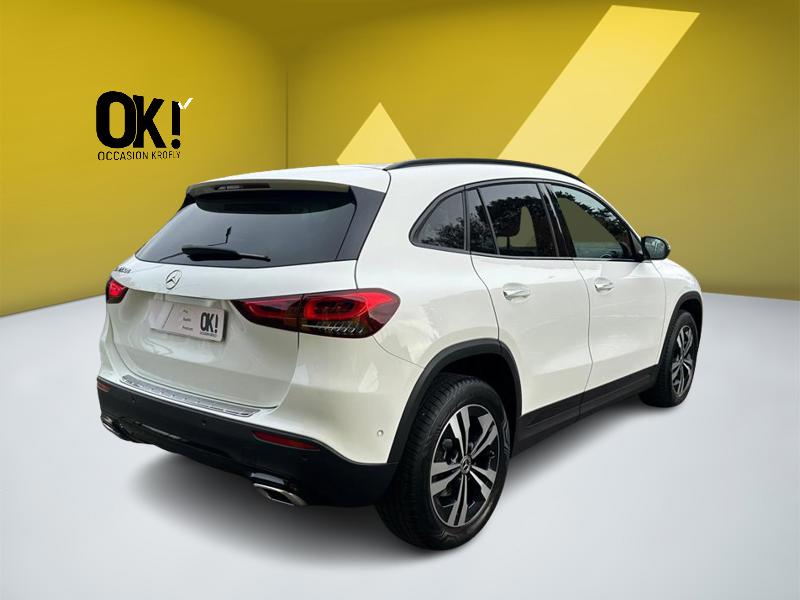 Image Mercedes-Benz GLA 200D PROGRESSIVE LINE 150 CV BVA8 ECLAIRAGE D'AMBIANCE   APPLE CARPLAY PACK SPORT BLACK   CAMERA DE RECUL 