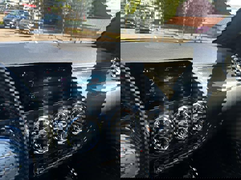 Image Mercedes-Benz CLASSE B 200 AMG LINE  163 CH 7GDCT TO PANO   MULTIBEAM APPLE CAR PLAY   ANGLE MORTS 