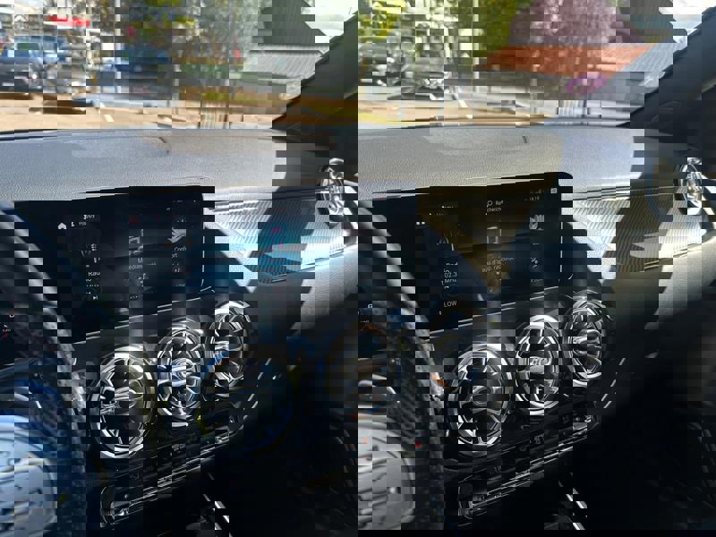 Image Mercedes-Benz CLASSE B 200 AMG LINE  163 CH 7GDCT TO PANO   MULTIBEAM APPLE CAR PLAY   ANGLE MORTS 