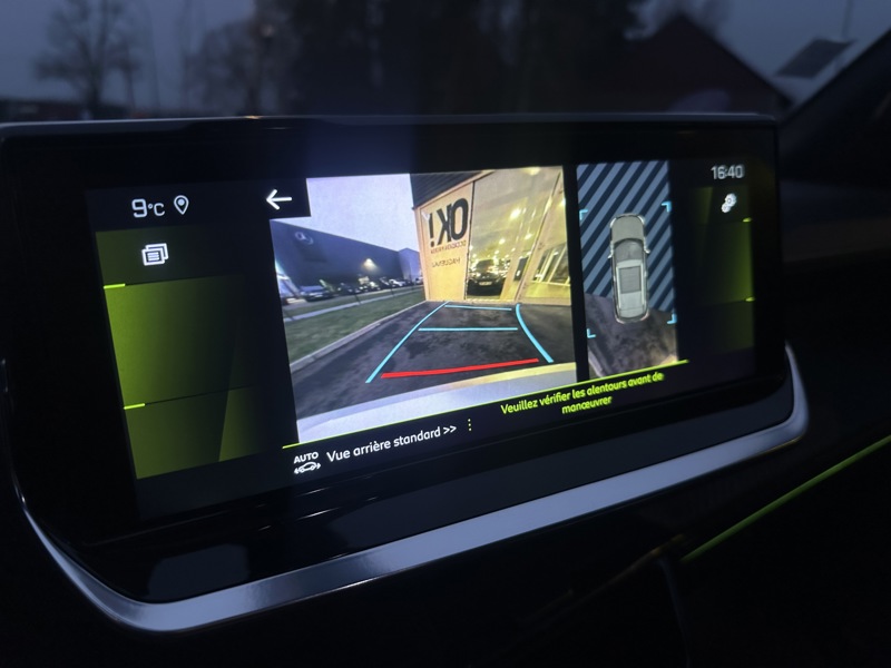 Image Peugeot 2008 GT 1.2  131CH  EAT8 PACK DRIVE ASSIST + TOIT PANORAMIQUE