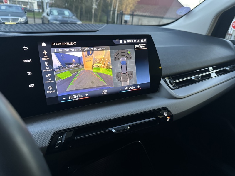 Image BMW 2 ACTIVE TOURER 220 I PACK ASSISTANCE CAMERA 1.5 170 ch avec Stept7