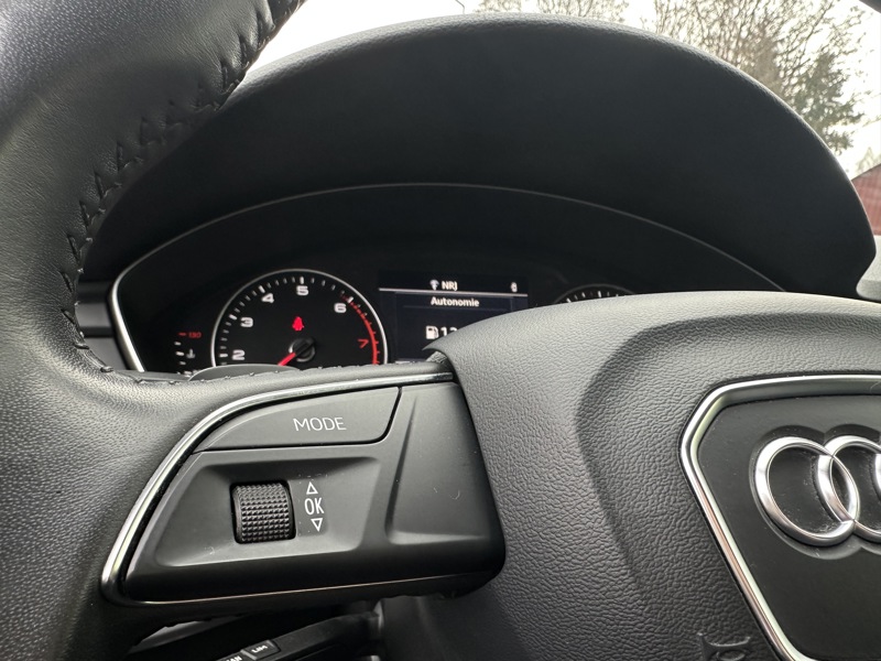 Image Audi A4 BERLINE 150 CH S-TRONIC 7 BASIS    LEDS   SIEGES CHAUFFANTS RADAR AV et AR 1.4 150 ch S-tronic7