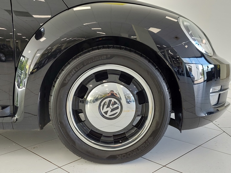 Image Volkswagen COCCINELLE CABRIOLET Vintage 1.2 105 GPS Bluetooth Radars AV/AR Régul Clim auto Gtie 1 an