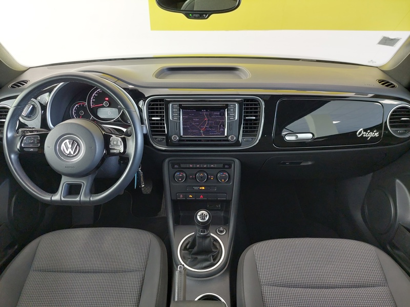 Image Volkswagen COCCINELLE CABRIOLET Vintage 1.2 105 GPS Bluetooth Radars AV/AR Régul Clim auto Gtie 1 an