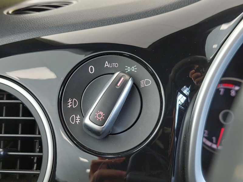 Image Volkswagen COCCINELLE CABRIOLET Vintage 1.2 105 GPS Bluetooth Radars AV/AR Régul Clim auto Gtie 1 an