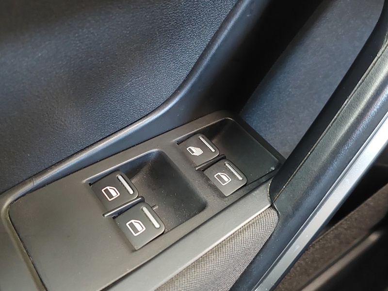 Image Volkswagen COCCINELLE CABRIOLET Vintage 1.2 105 GPS Bluetooth Radars AV/AR Régul Clim auto Gtie 1 an