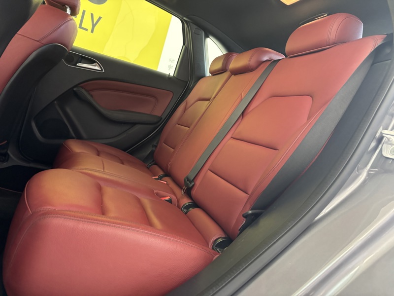 Image Mercedes-Benz 汃獡敳䈠 B 200 1.6 156 Sensation Full leds GPS Caméra Sièges cuir élec chauff à mémoires 1ère main Régul Clim