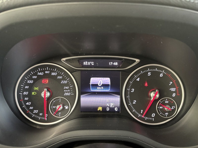 Image Mercedes-Benz 汃獡敳䈠 B 200 1.6 156 Sensation Full leds GPS Caméra Sièges cuir élec chauff à mémoires 1ère main Régul Clim