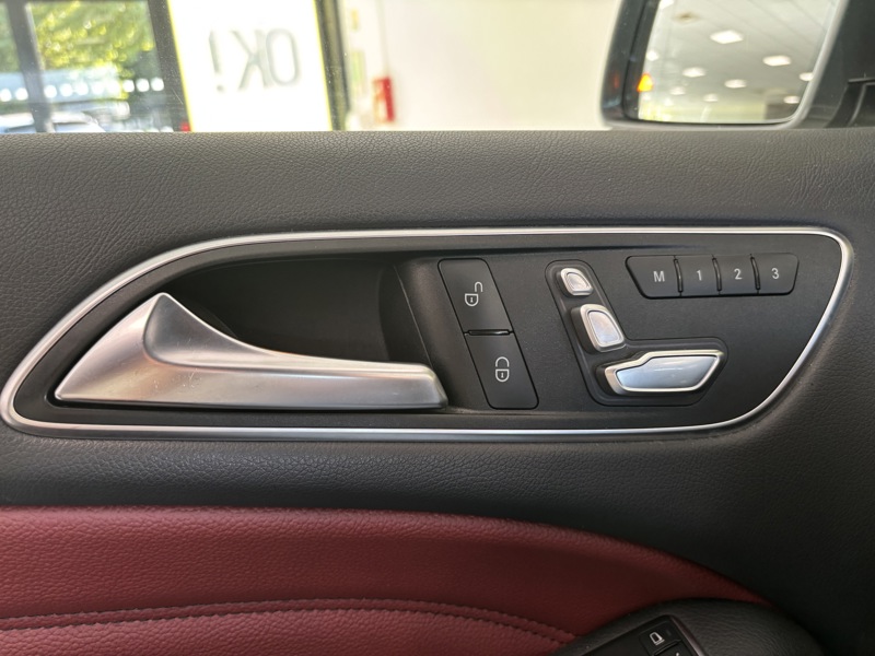 Image Mercedes-Benz 汃獡敳䈠 B 200 1.6 156 Sensation Full leds GPS Caméra Sièges cuir élec chauff à mémoires 1ère main Régul Clim