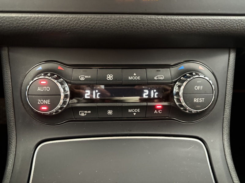 Image Mercedes-Benz 汃獡敳䈠 B 200 1.6 156 Sensation Full leds GPS Caméra Sièges cuir élec chauff à mémoires 1ère main Régul Clim