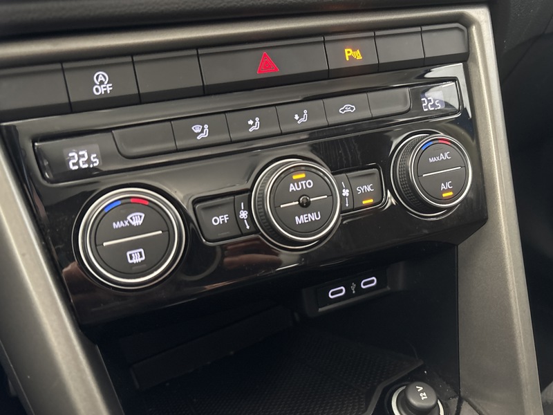 Image Volkswagen T-ROC 2.0 116 Lounge GPS Caméra Carplay ACC Clim auto Gtie 1 an