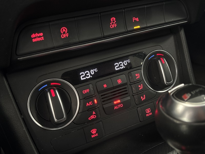 Image Audi Q3 2.0 TDI 184 Ambition Luxe Quattro S-tronic7 GPS Caméra Sièges cuir Régul Clim auto Gtie 1 an 