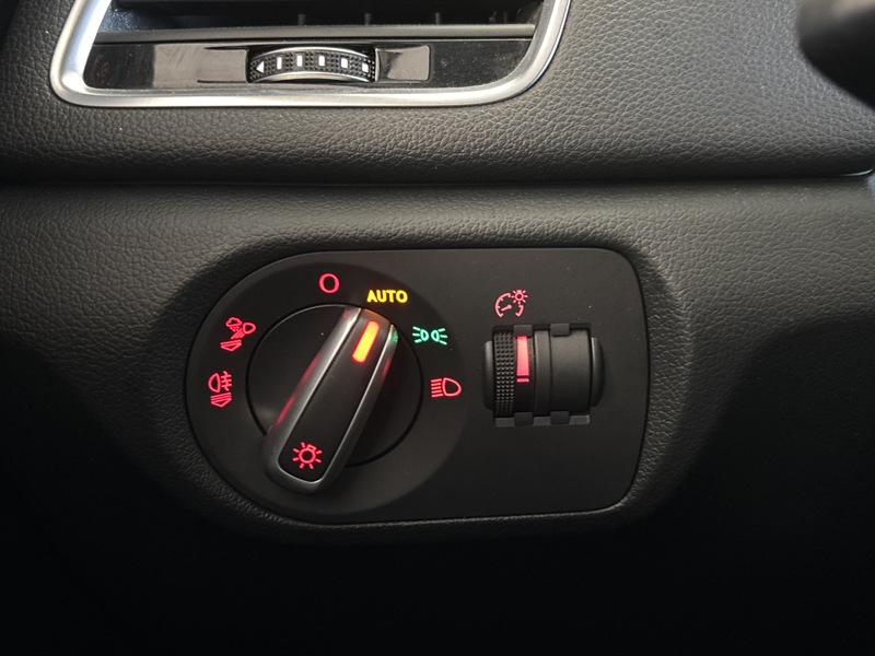 Image Audi Q3 2.0 TDI 184 Ambition Luxe Quattro S-tronic7 GPS Caméra Sièges cuir Régul Clim auto Gtie 1 an 