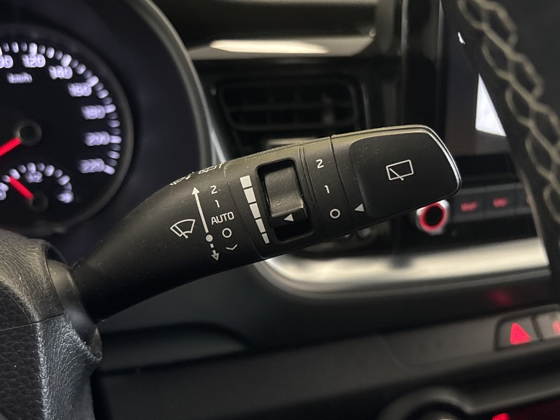 Image Kia STONIC 1.0 T-GDI 120 DCT Launch Edition GPS Caméra Carplay Régul Clim auto  Gtie 1 an 