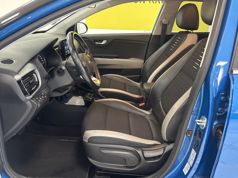 Image Kia STONIC 1.0 T-GDI 120 DCT Launch Edition GPS Caméra Carplay Régul Clim auto  Gtie 1 an 