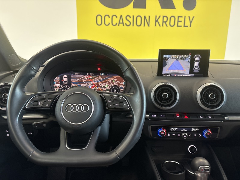 Image Audi A3 BERLINE 35 TFSI 1.5 150 design S-tronic7 Full leds GPS Caméra Carplay Virtual Drive Select Sièges cuir élec 