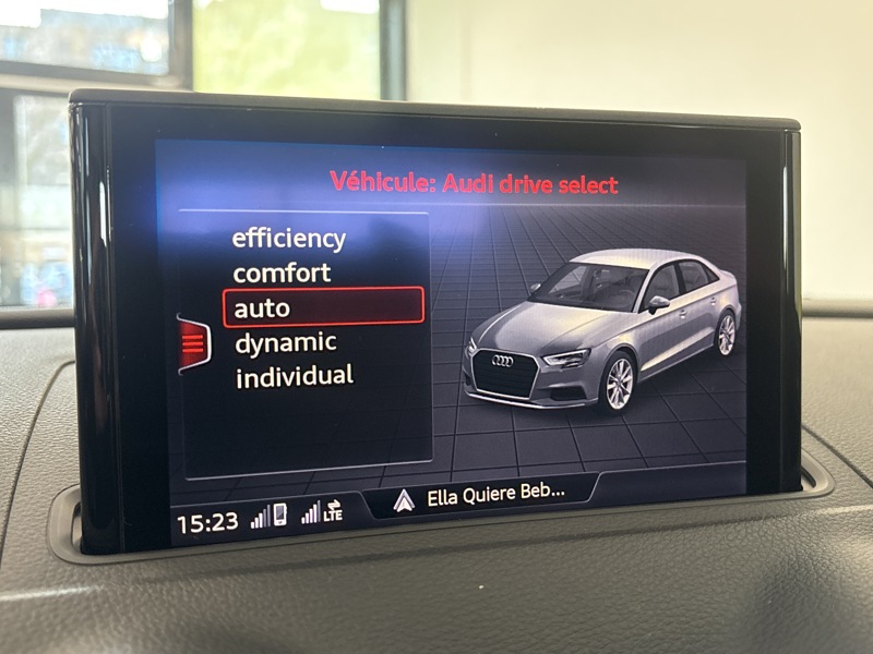 Image Audi A3 BERLINE 35 TFSI 1.5 150 design S-tronic7 Full leds GPS Caméra Carplay Virtual Drive Select Sièges cuir élec 