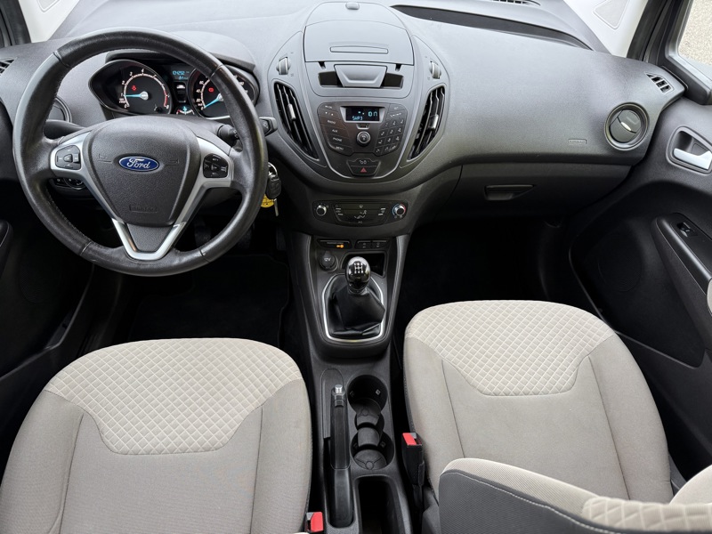 Image Ford TOURNEO COURIER 1.0 100 Titanium Bluetooth Radar Régul Clim Gtie 1 an
