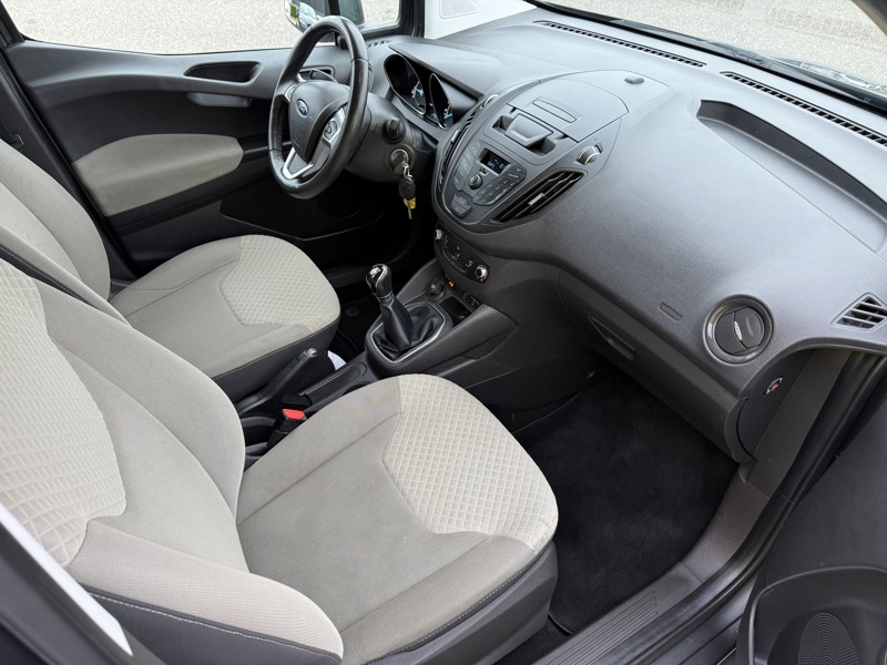 Image Ford TOURNEO COURIER 1.0 100 Titanium Bluetooth Radar Régul Clim Gtie 1 an