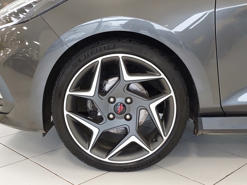 Image Ford FIESTA 1.5 Ecoboost 200 ST Pack Full leds GPS Caméra BO Carplay Sièges chauffants Régul Clim auto Gtie 1 an