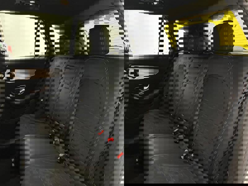 Image Mercedes-Benz GLC SUV 220 d  2.0 170 4MATIC SUV Night Edition Full leds GPS Caméra Attelage Sièges chauffants Régul Clim a