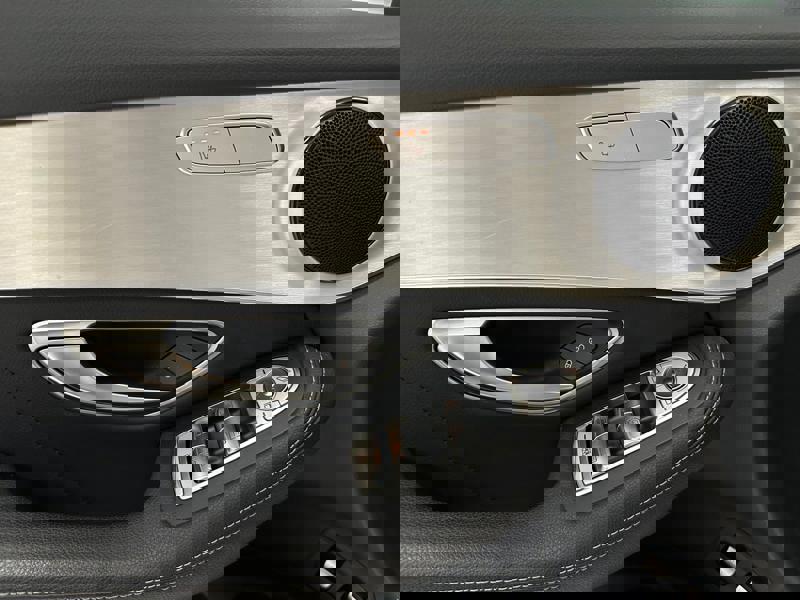 Image Mercedes-Benz GLC SUV 220 d  2.0 170 4MATIC SUV Night Edition Full leds GPS Caméra Attelage Sièges chauffants Régul Clim a