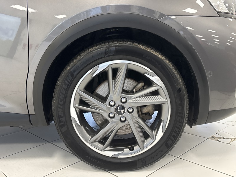 Image DS DS 7 CROSSBACK 1.6 225 E-Tense 4x2 Rivoli BVA8  Matrix Leds TO GPS Carplay Sièges cuir élec chauff à mémoires Régul