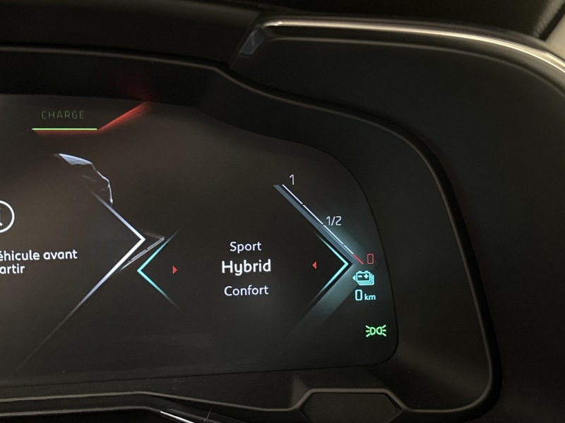 Image DS DS 7 CROSSBACK 1.6 225 E-Tense 4x2 Rivoli BVA8  Matrix Leds TO GPS Carplay Sièges cuir élec chauff à mémoires Régul