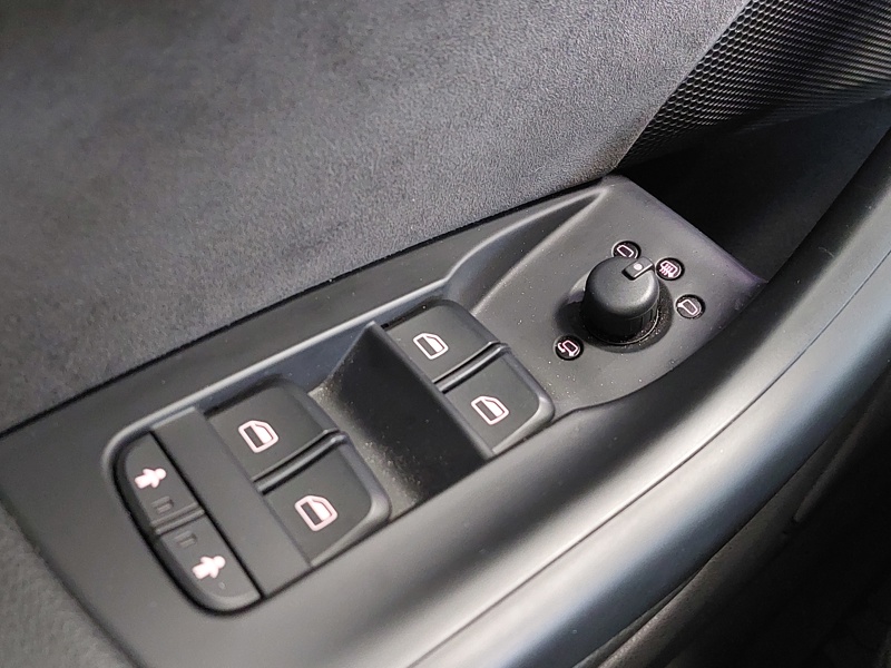 Image Audi Q3 2.0 TFSI 180 Ambition luxe S-tronic7 quattro Xénon GPS Caméra Sièges chauffants Régul Clim auto Gtie