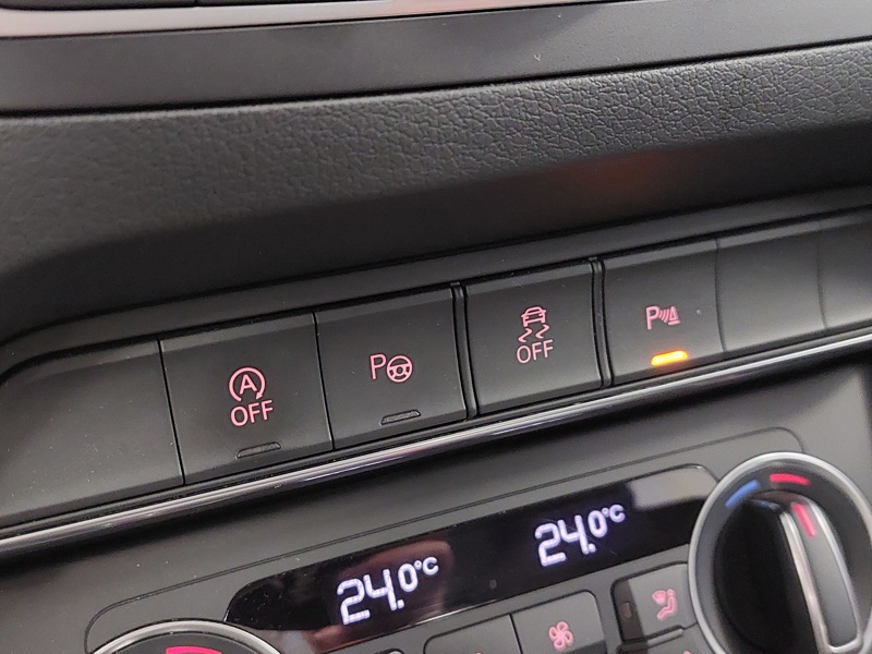 Image Audi Q3 2.0 TFSI 180 Ambition luxe S-tronic7 quattro Xénon GPS Caméra Sièges chauffants Régul Clim auto Gtie