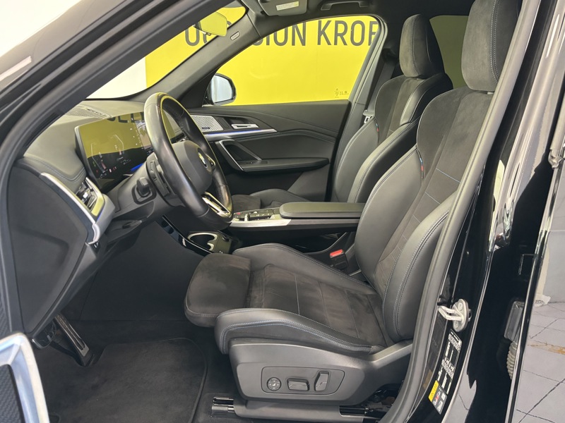 Image BMW SÉRIE X1 25 e 1.5 245 xDrive M Sport Full leds GPS HK Carplay Caméra Sièges élec à mémoires Régul Clim auto G