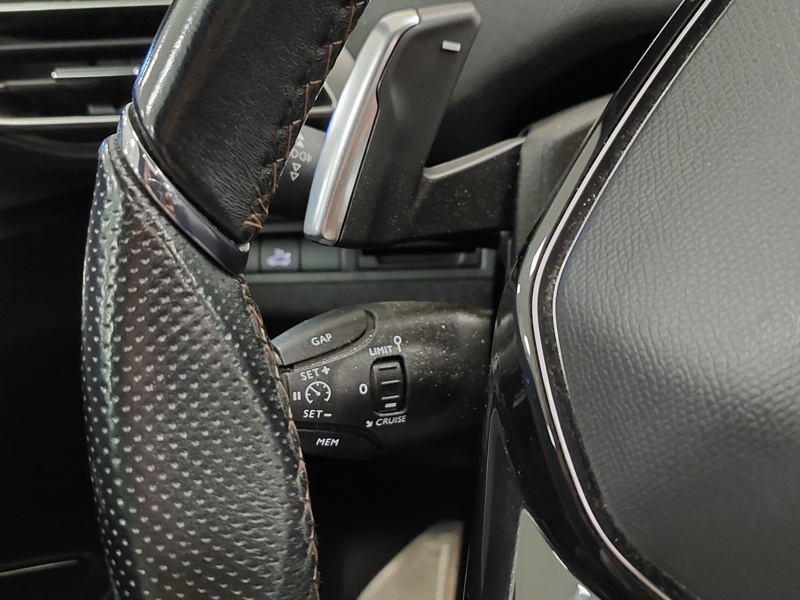 Image Peugeot 5008 2.0 BlueHDi 180 GT EAT8 Full leds TO GPS Carplay Caméra 7 places Régul Clim auto Gtie 1 an 