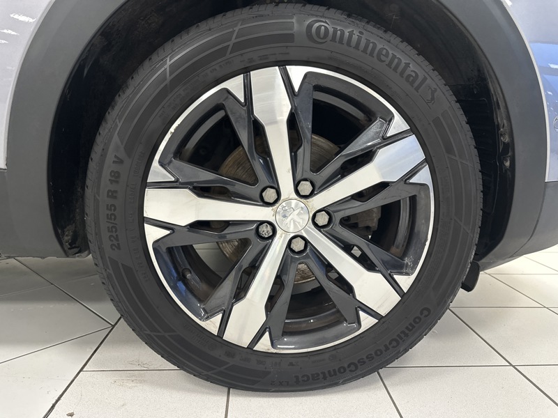 Photo Peugeot 5008 1.6 165 Crossway EAT6 GPS Caméra 7 places Carplay Grip control Sièges chauffants Régul Clim auto Gti