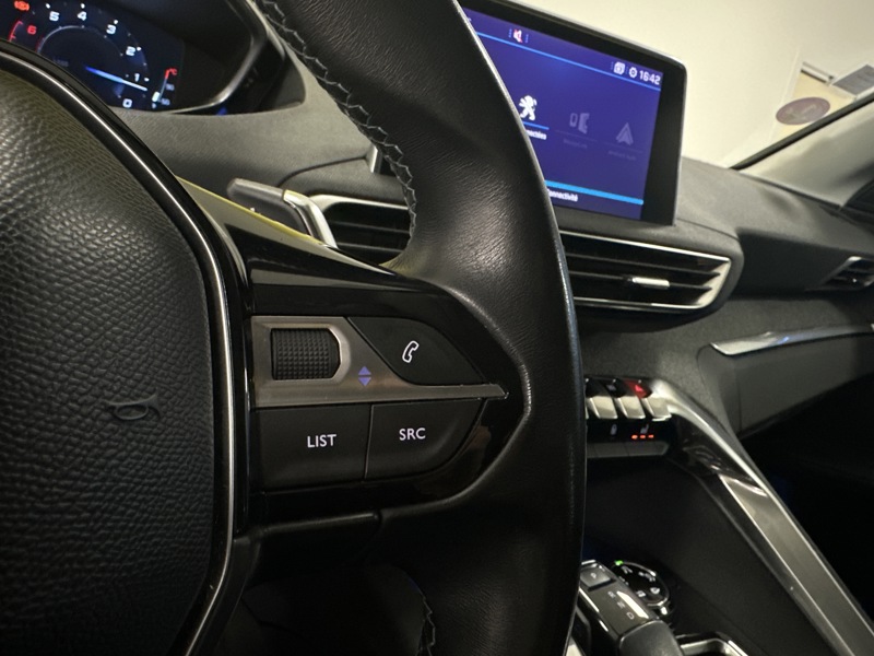 Image Peugeot 5008 1.6 165 Crossway EAT6 GPS Caméra 7 places Carplay Grip control Sièges chauffants Régul Clim auto Gti