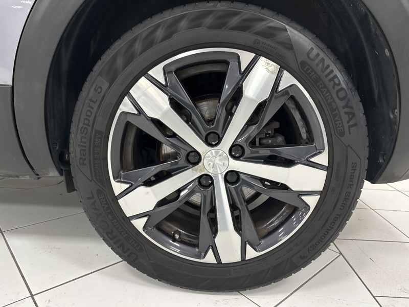 Image Peugeot 5008 1.6 165 Crossway EAT6 GPS Caméra 7 places Carplay Grip control Sièges chauffants Régul Clim auto Gti