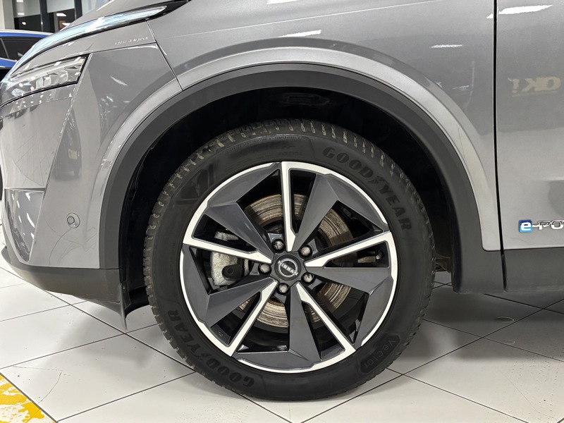 Image Nissan QASHQAI 190 E-Power TEKNA  Full leds Toit pano GPS Caméra pano Carplay Sièges cuir chauffants Attelage 1ère 